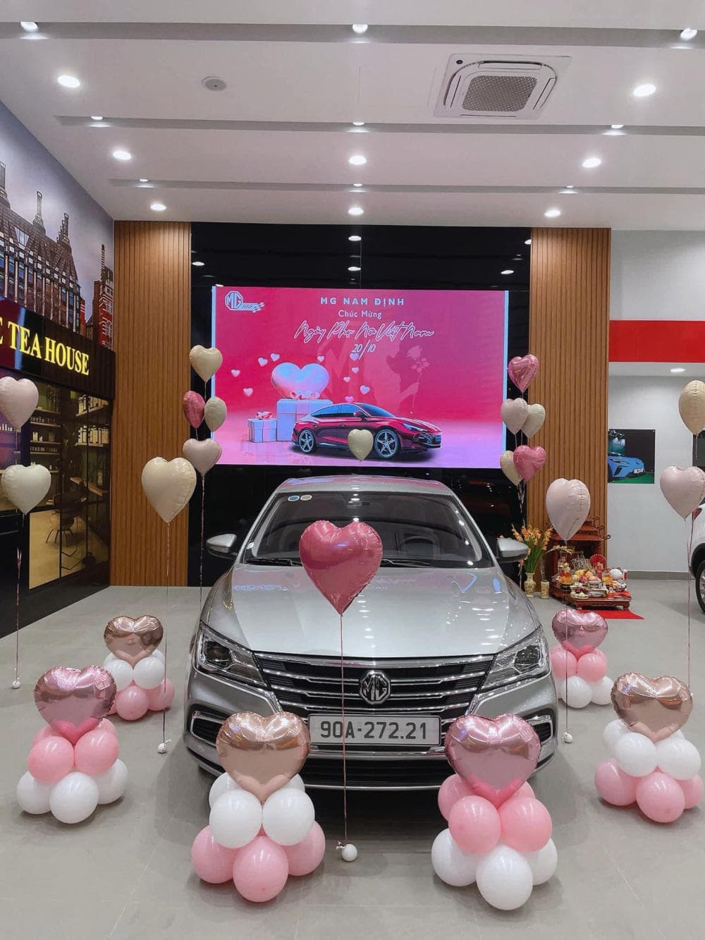 Lễ bàn giao tại showroom tại MG Nam Định